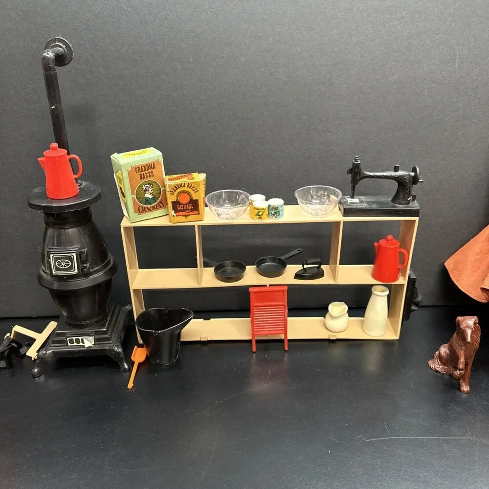 Vintage 1975 Ideal Jody And Her General Store Play Set
